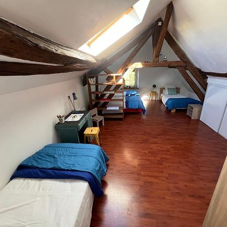Le Moulin De Corneil Bed and Breakfast Mézilles Εξωτερικό φωτογραφία