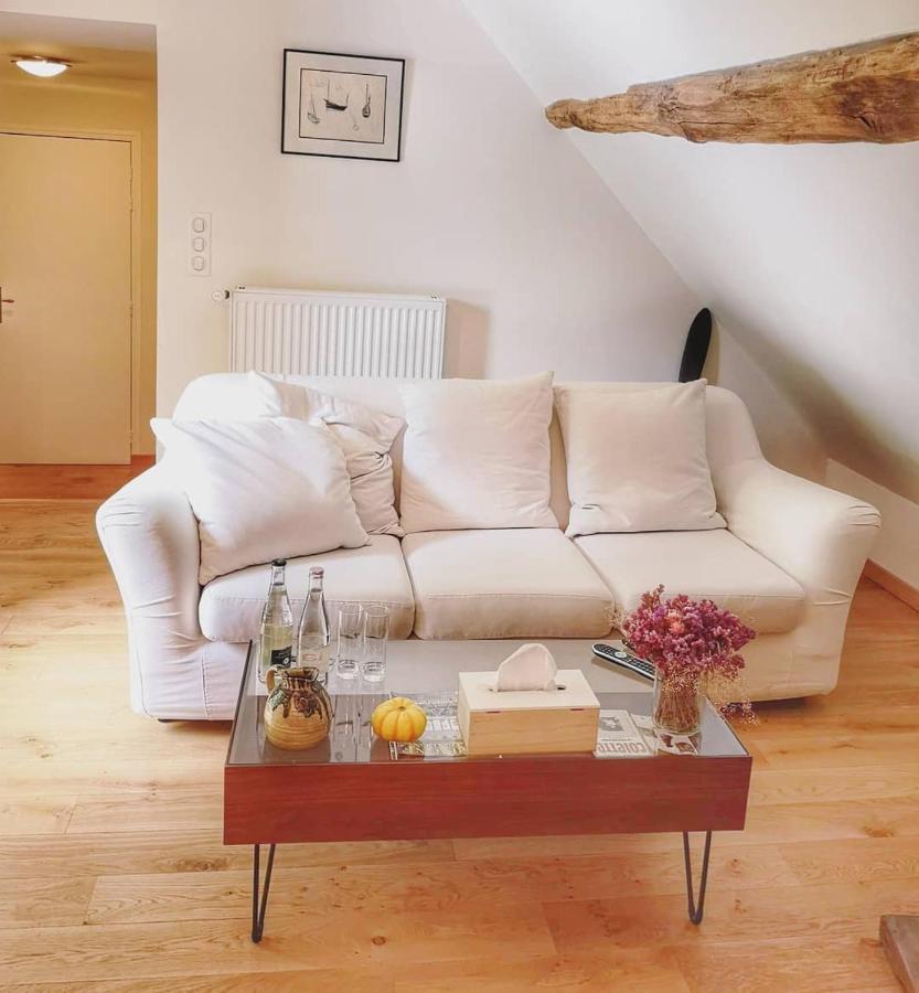 Le Moulin De Corneil Bed and Breakfast Mézilles Εξωτερικό φωτογραφία