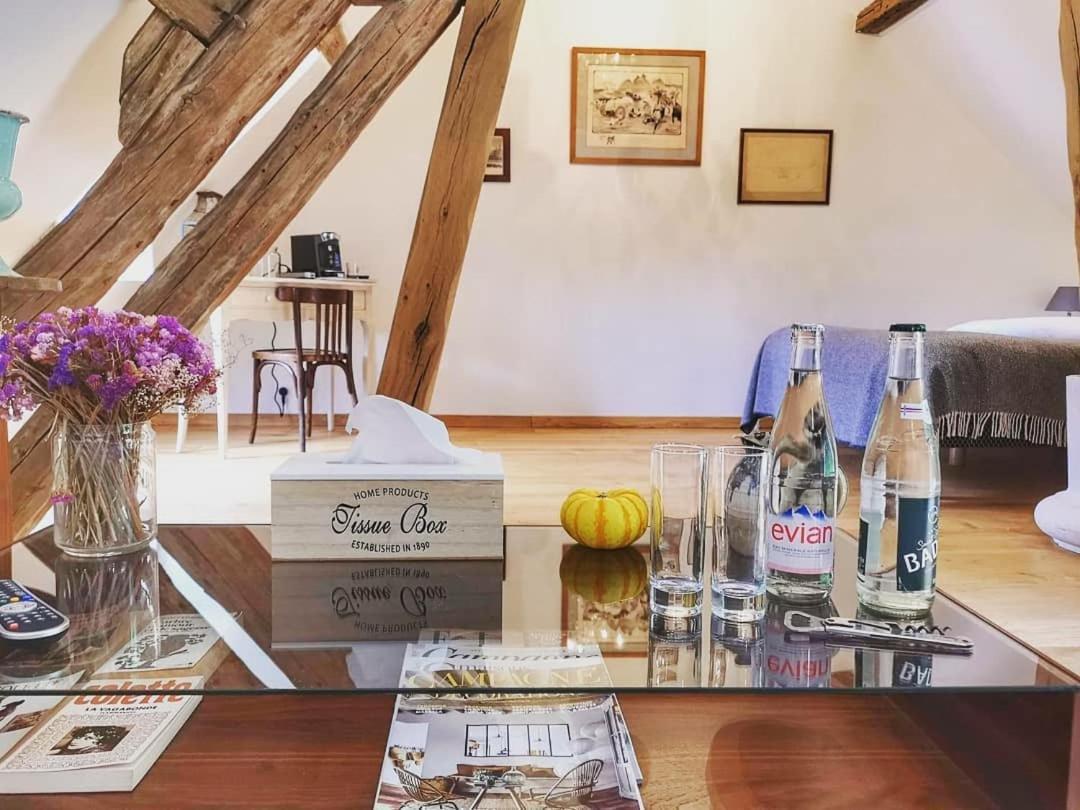 Le Moulin De Corneil Bed and Breakfast Mézilles Εξωτερικό φωτογραφία