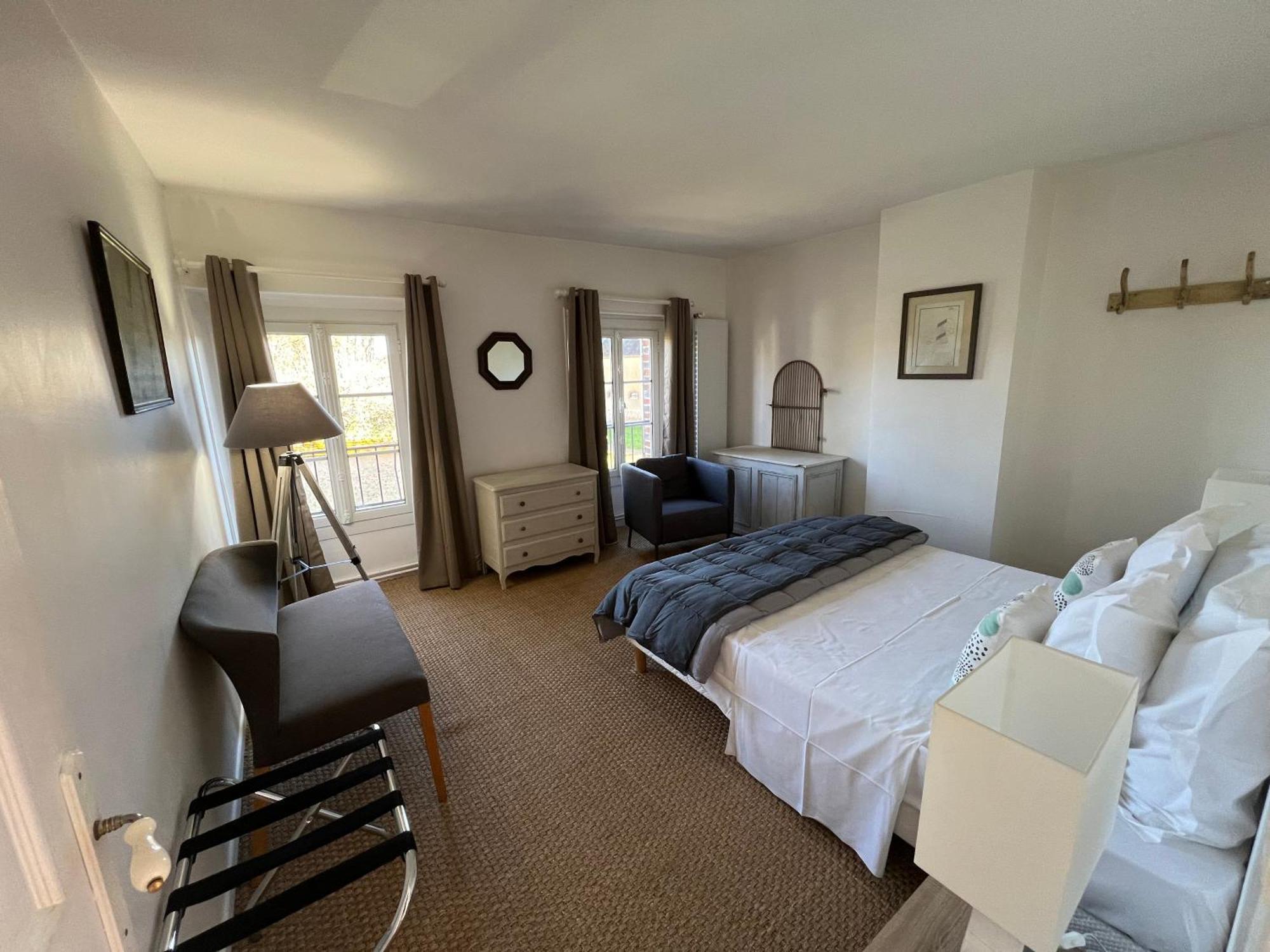 Le Moulin De Corneil Bed and Breakfast Mézilles Εξωτερικό φωτογραφία